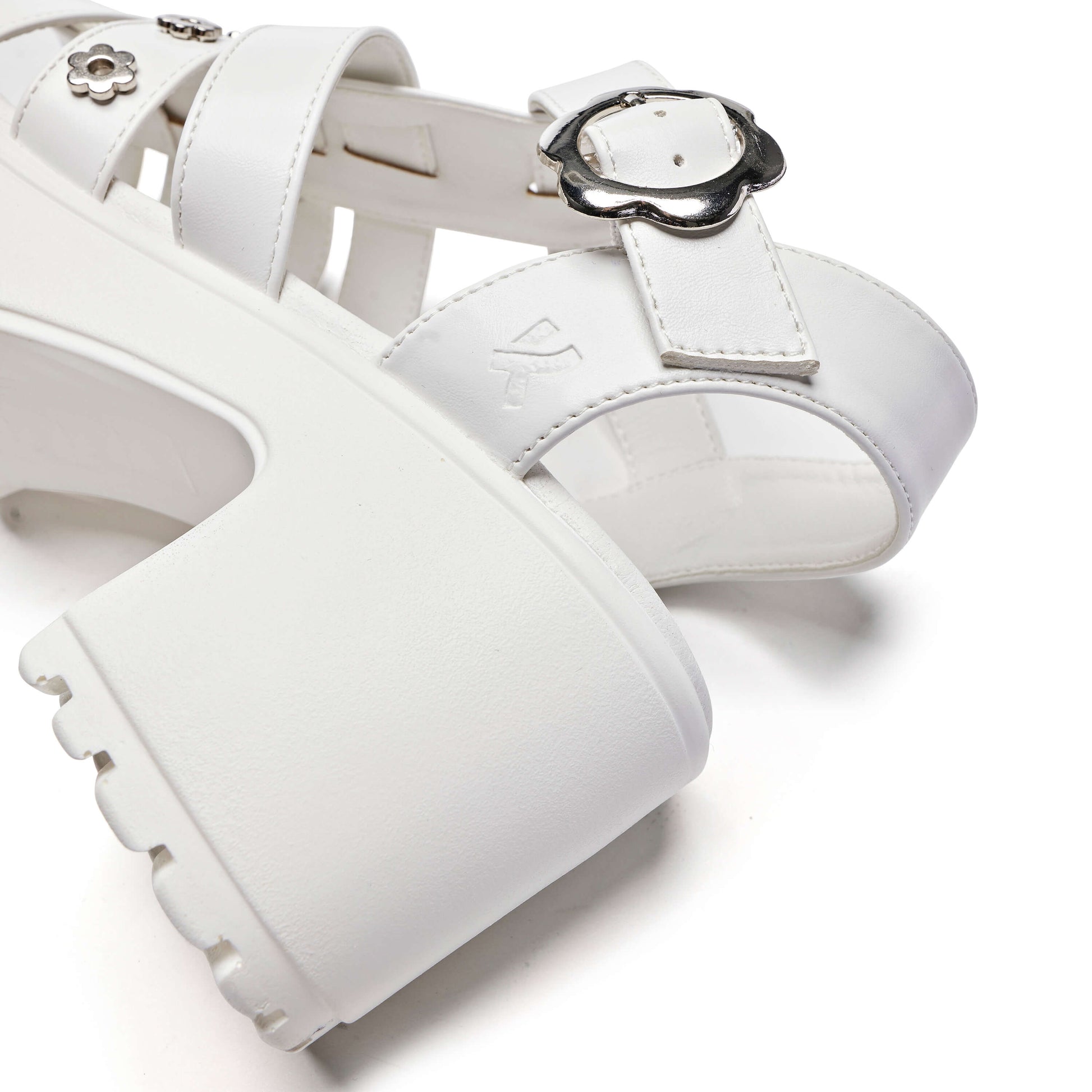 Desert Paradise Coconut Flower Sandals - Sandals - KOI Footwear - White - Heel Detail