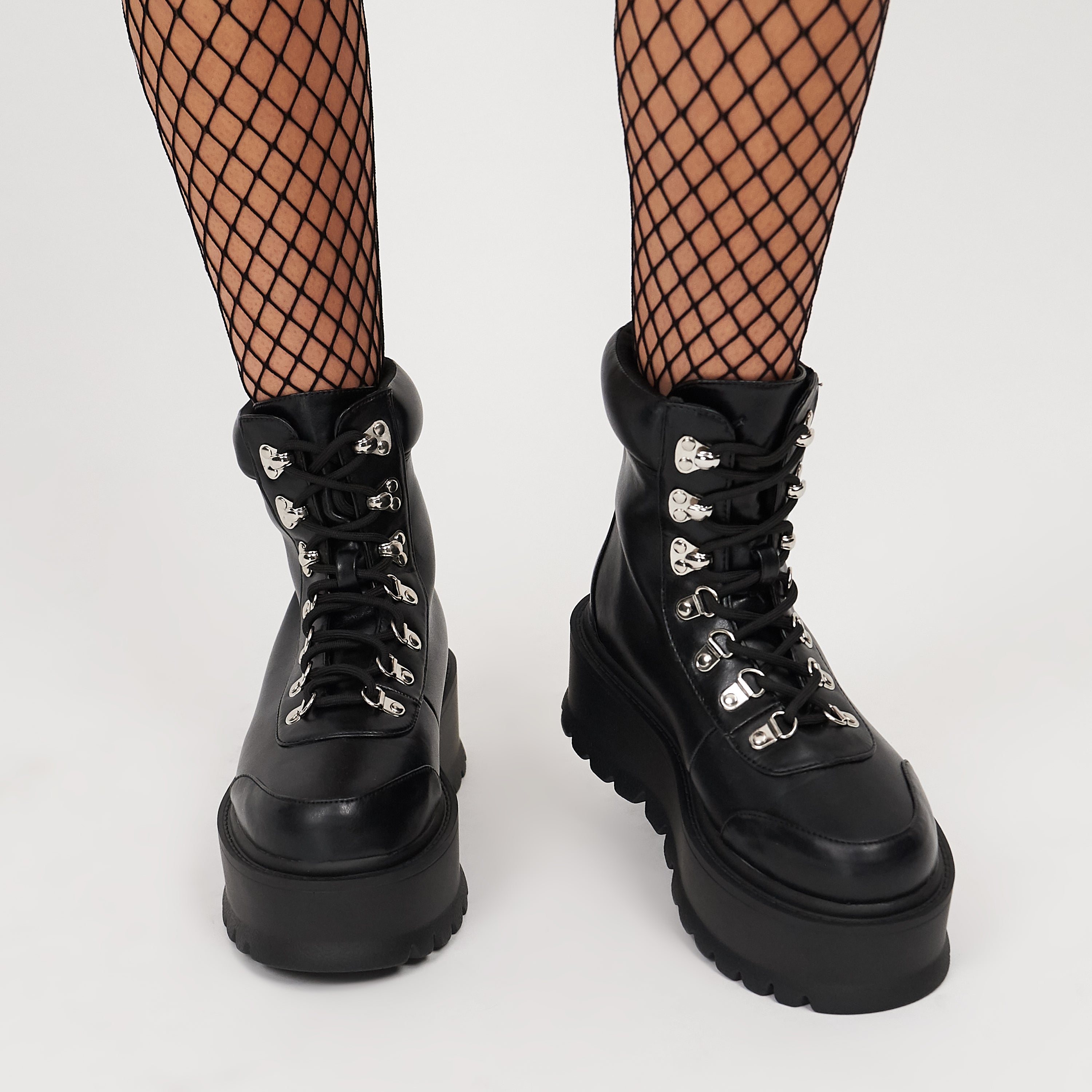 Hydra_All_Black_Matrix_Platform_Lace_Up_Grunge_Goth_Boots_mod