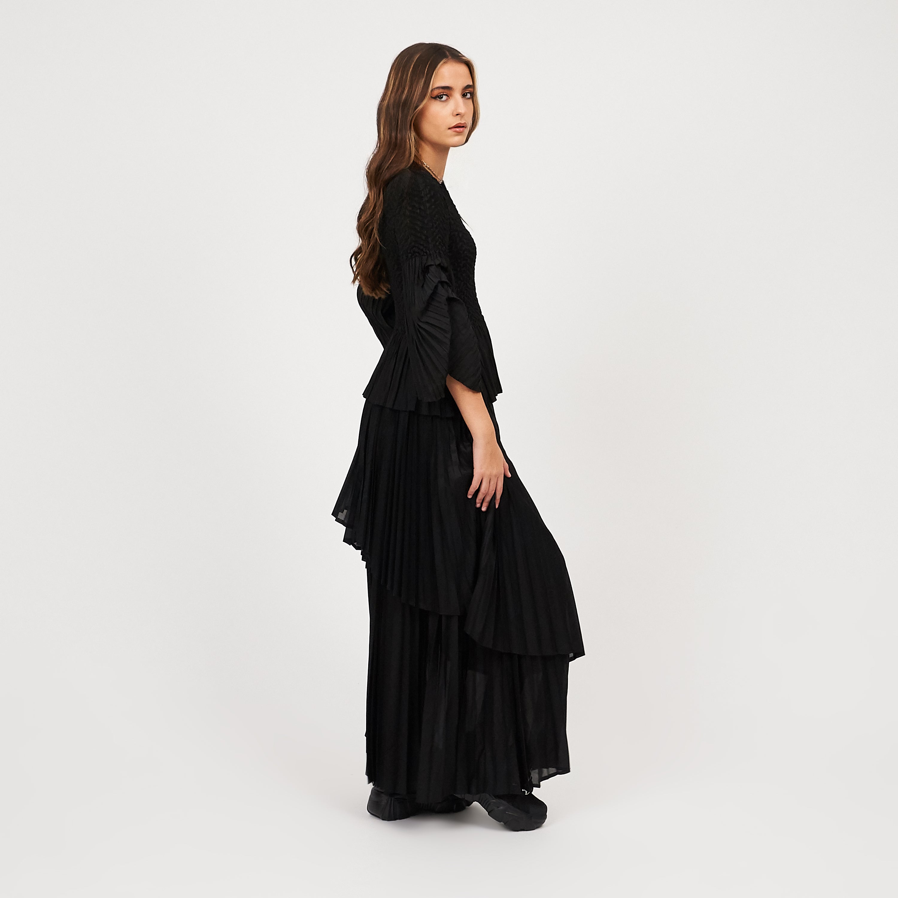 KOI_Bespoke Noctura Black Pleated Top and Skirt Co Ord- One Size_ECOM2