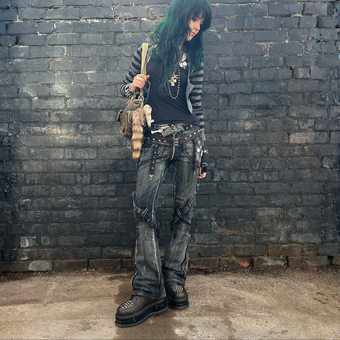 KOI_Chained Up Envy Skull Hardware Platform Boots_MOD1