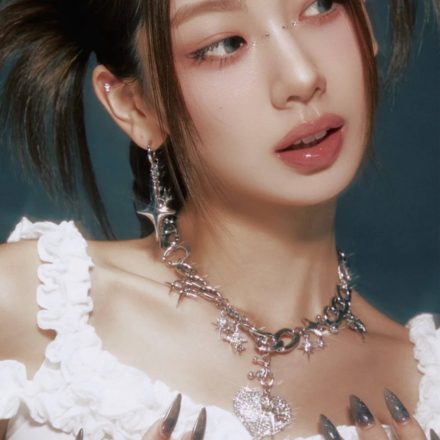 KOI_OHTNYC_Cosmic_Heart_Necklace6