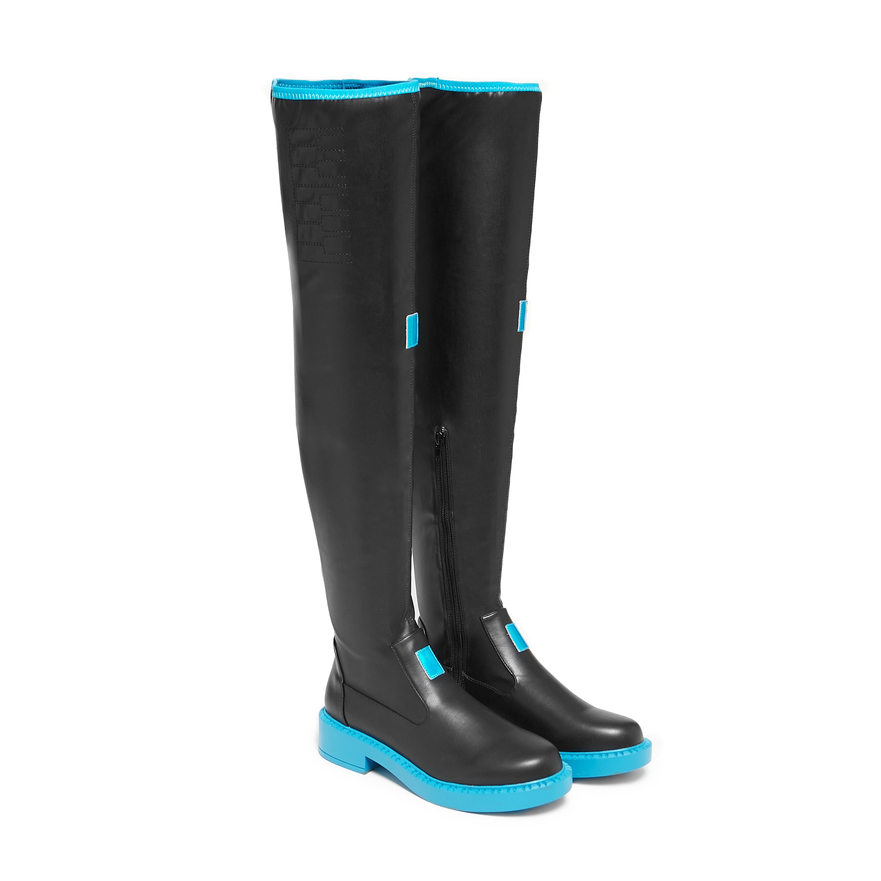 KOI_The Hatsune Miku Long Platform Boots - both view
