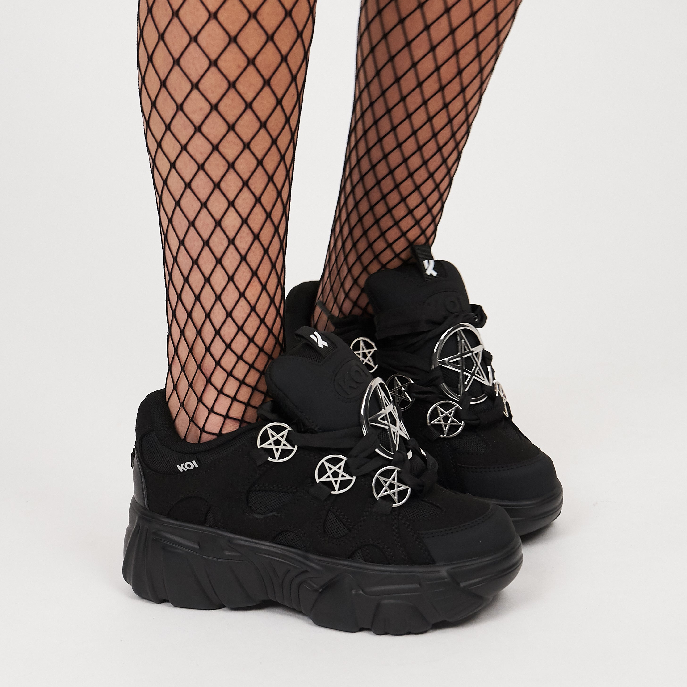 Necromancer_Chunky_Platform_Trainers_Black_MOD1