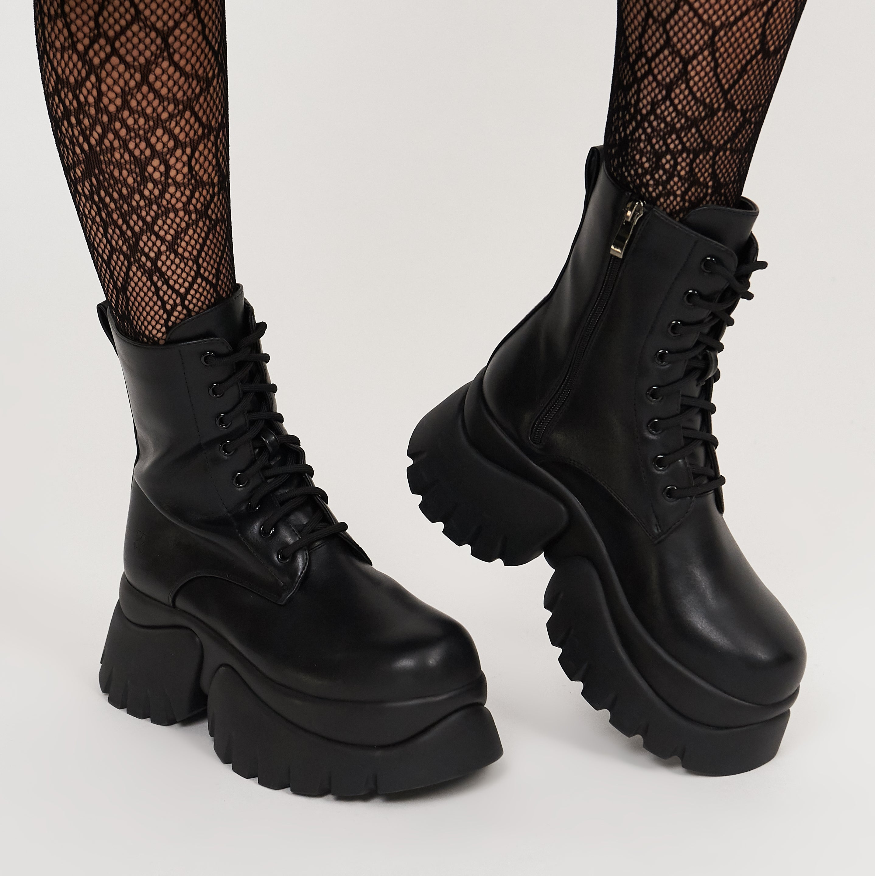 Rancor_Vilun_Black_Lace_up_Boots_Chunky_Platform_Round_Toe_Ankle_Boots_2_-MODDEL