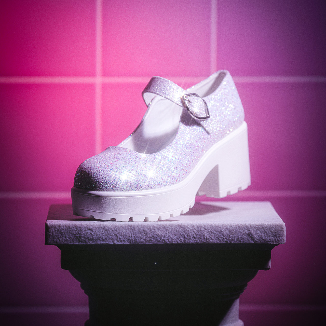 MARY JANES SHOES LIGHT YELLOW GOATSKIN WITH FAUX PEARL