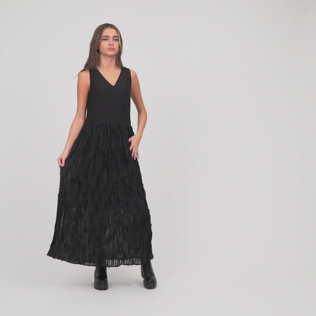 KOI_Bespoke Morose Black Pleated Tie Maxi Dress_VID